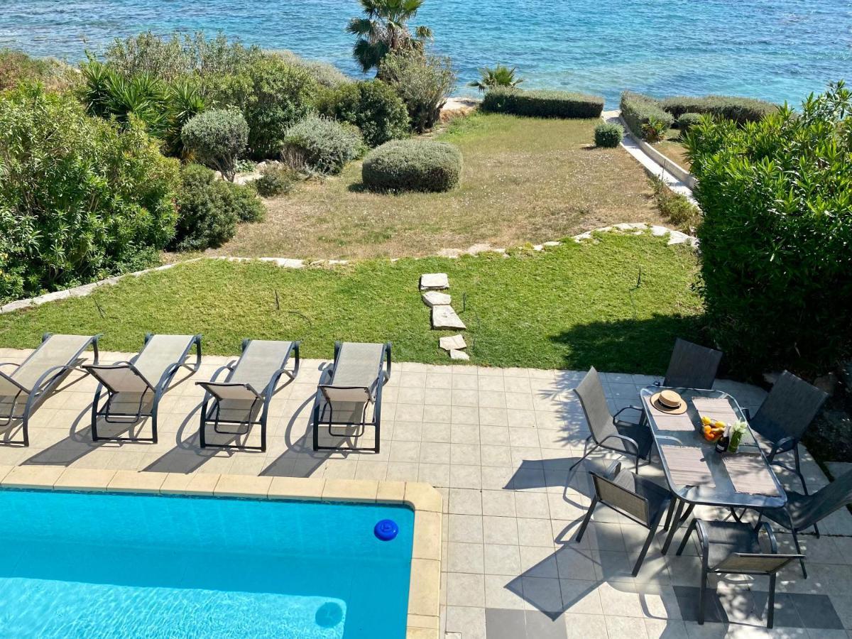 Amazing Front Line Villa In Coral Bay Pegeia Exterior foto